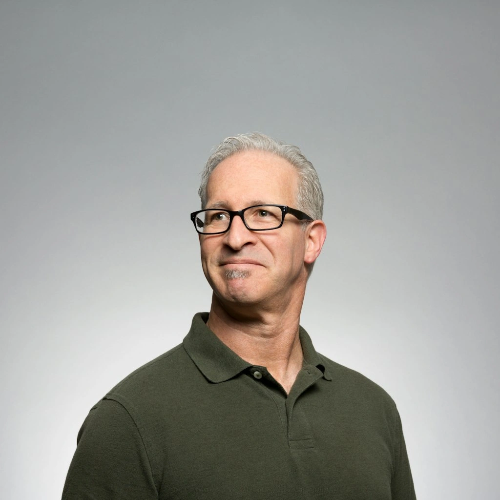 Illustrative HoneyFil customer account from Daniel P., age 58, Arizona
